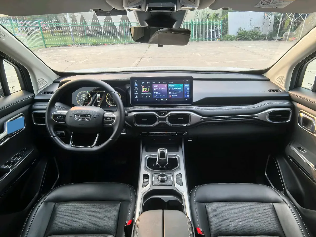 2020 Geely Okavango 1.8T 184HP L4 7DCT,autocango,china used car exporter,china ev exporter,chinese used car exporter,chinese used ev exporter