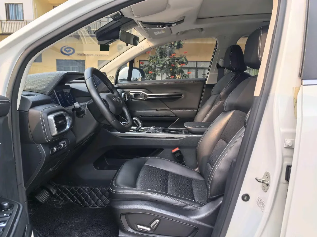 2020 Geely Okavango 1.8T 184HP L4 7DCT,autocango,china used car exporter,china ev exporter,chinese used car exporter,chinese used ev exporter