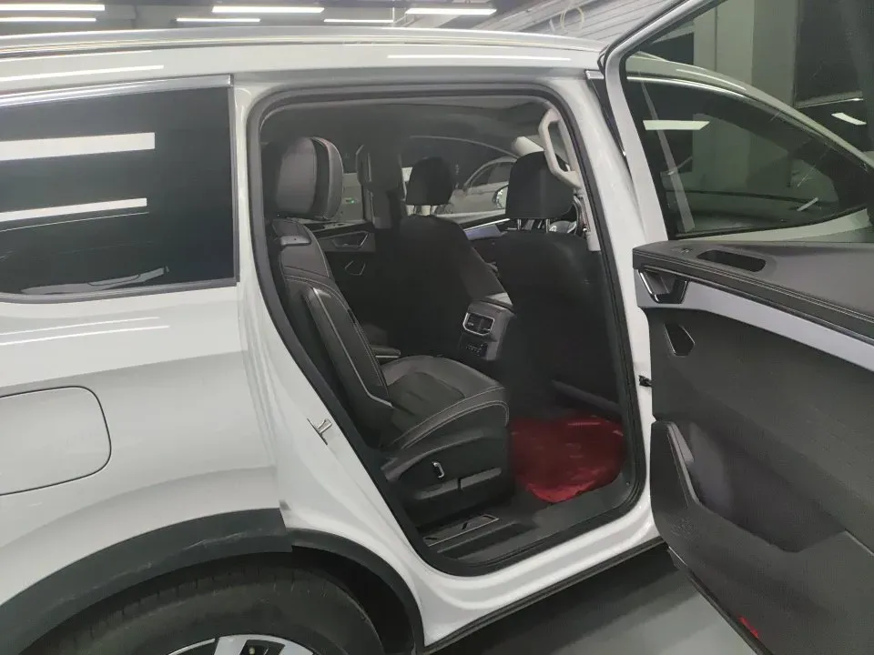 2021 Volkswagen Talagon 2.0T 220HP L4 7DCT,autocango,china used car exporter,china ev exporter,chinese used car exporter,chinese used ev exporter