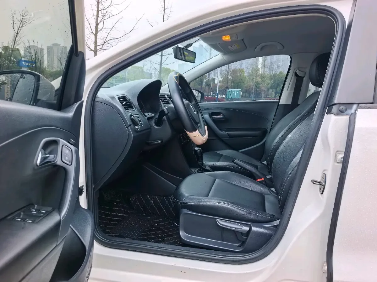 2018 ChangAn Eado 1.6L 128HP L4 6AT,autocango,china used car exporter,china ev exporter,chinese used car exporter,chinese used ev exporter