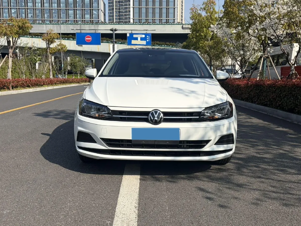 2023 Volkswagen Polo 1.5L 113HP L4 6AT,autocango,china used car exporter,china ev exporter,chinese used car exporter,chinese used ev exporter