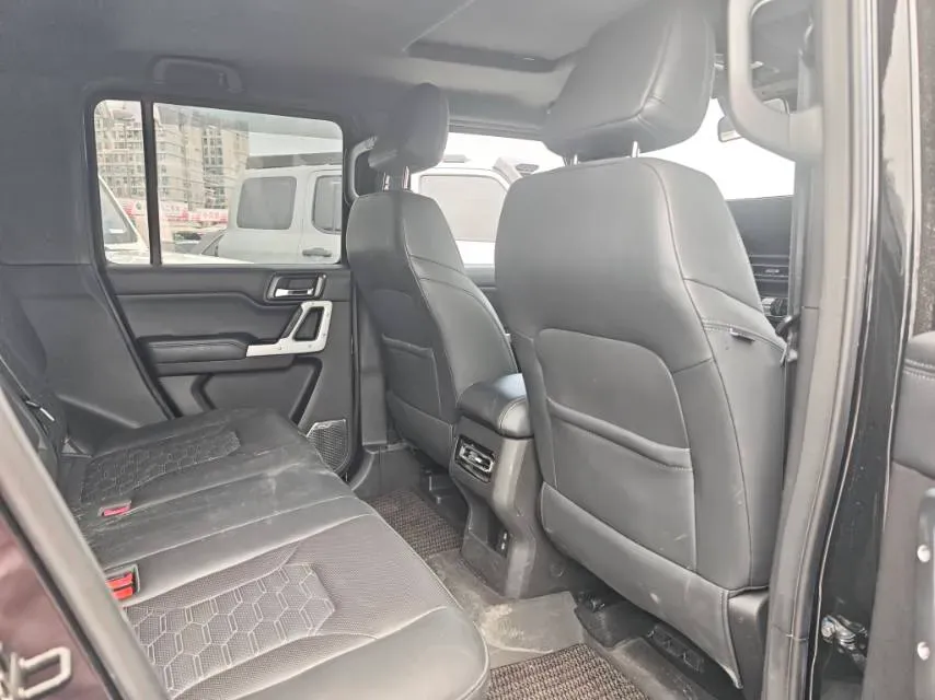 2024 212 212 T01 2.0T 252HP L4 8AT,autocango,china used car exporter,china ev exporter,chinese used car exporter,chinese used ev exporter