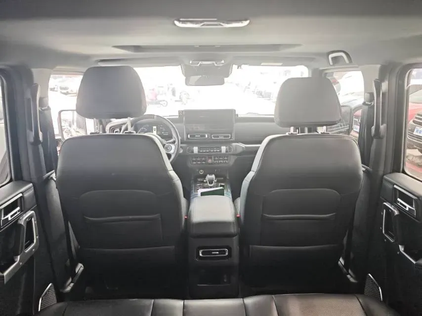 2024 212 212 T01 2.0T 252HP L4 8AT,autocango,china used car exporter,china ev exporter,chinese used car exporter,chinese used ev exporter