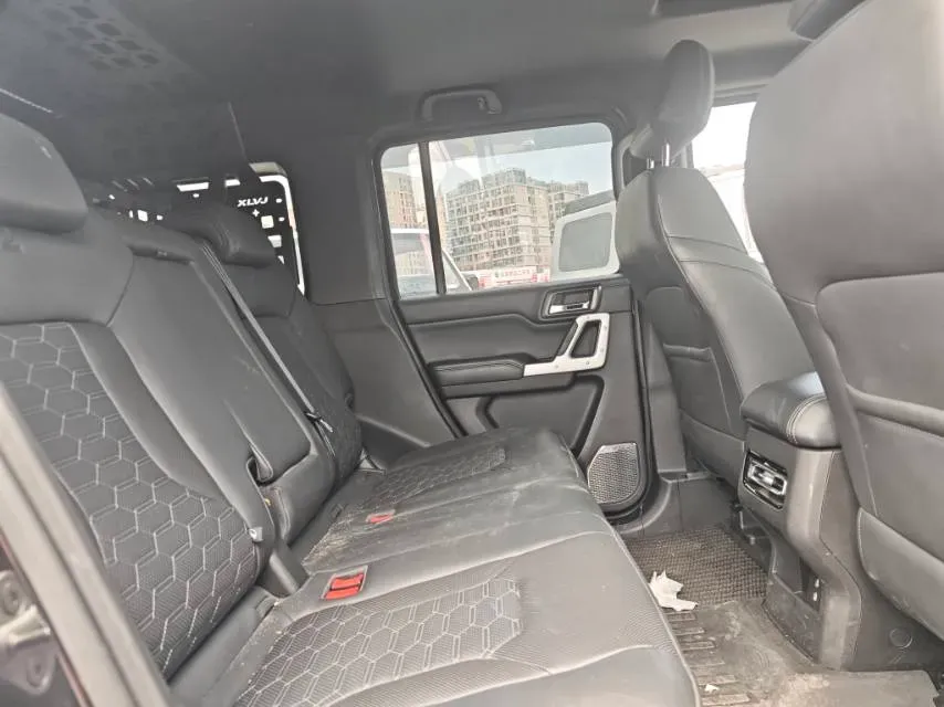 2024 212 212 T01 2.0T 252HP L4 8AT,autocango,china used car exporter,china ev exporter,chinese used car exporter,chinese used ev exporter