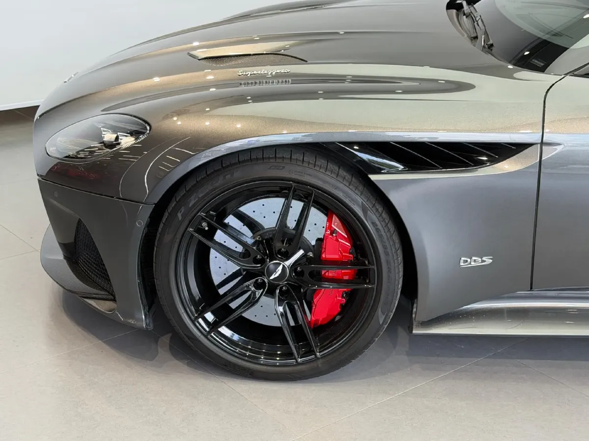 2019 Aston Martin DBS 5.2T 725HP V12 8AT,autocango,china used car exporter,china ev exporter,chinese used car exporter,chinese used ev exporter