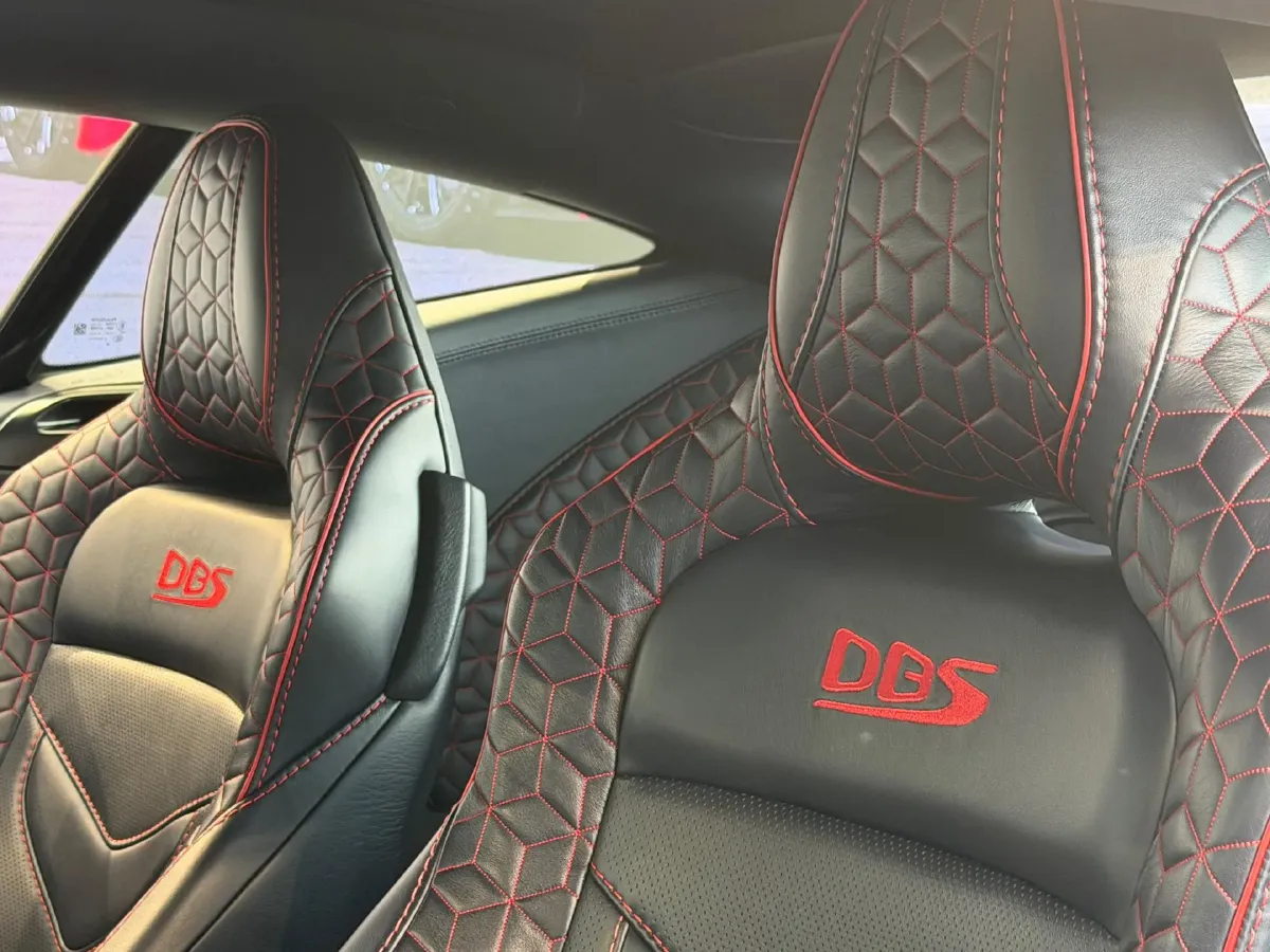 2019 Aston Martin DBS 5.2T 725HP V12 8AT,autocango,china used car exporter,china ev exporter,chinese used car exporter,chinese used ev exporter