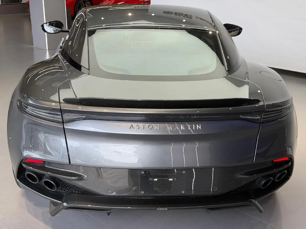 2019 Aston Martin DBS 5.2T 725HP V12 8AT,autocango,china used car exporter,china ev exporter,chinese used car exporter,chinese used ev exporter
