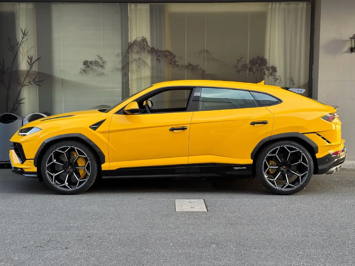 2022 Lamborghini Urus 4.0T 641HP V8 8AT,autocango,china used car exporter,china ev exporter,chinese used car exporter,chinese used ev exporter