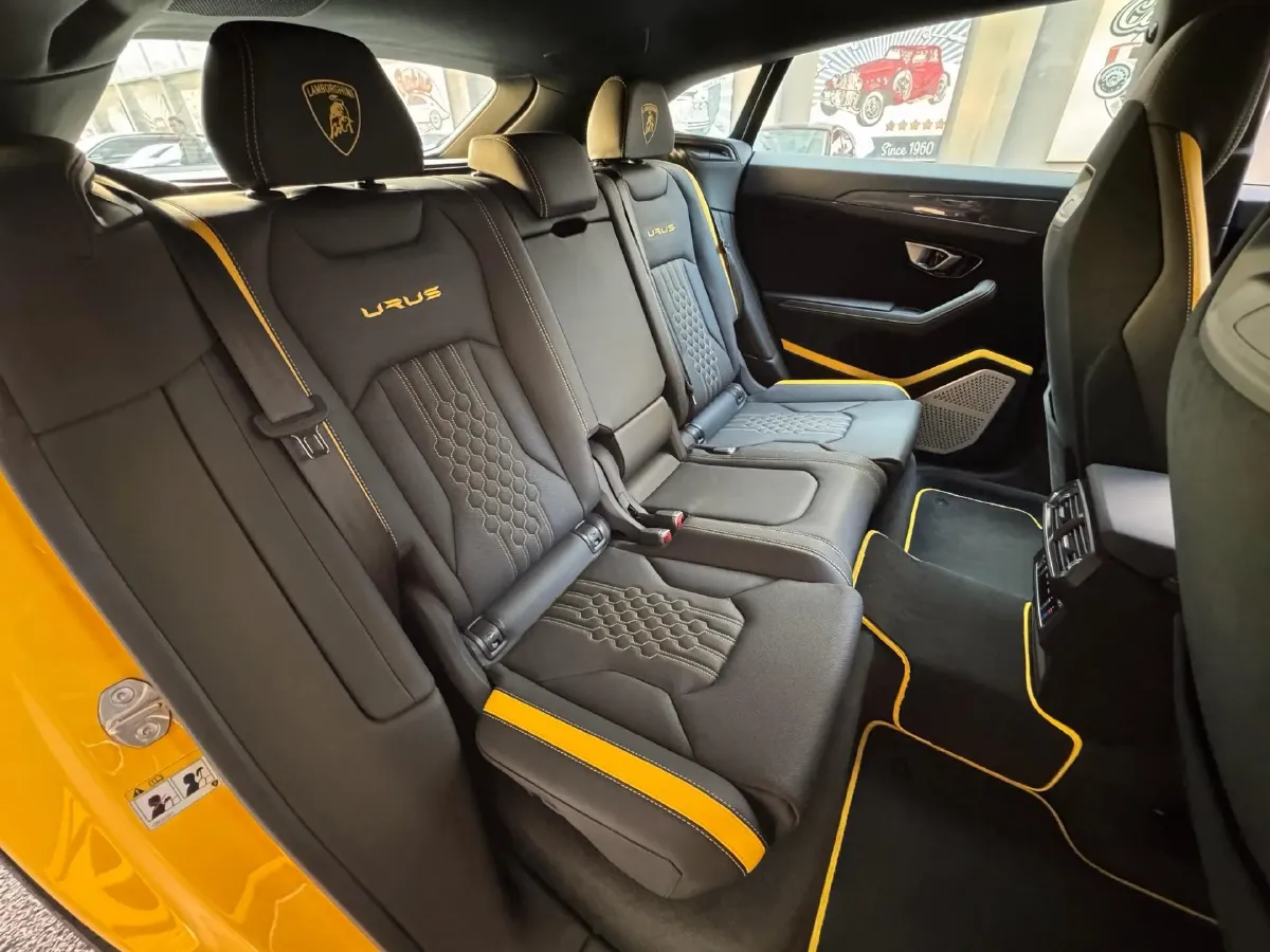 2022 Lamborghini Urus 4.0T 641HP V8 8AT,autocango,china used car exporter,china ev exporter,chinese used car exporter,chinese used ev exporter