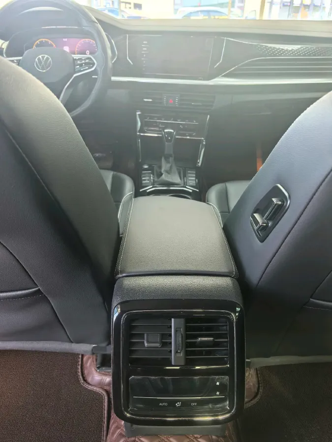 2023 Volkswagen Passat 1.4T 150HP L4 7DCT,autocango,china used car exporter,china ev exporter,chinese used car exporter,chinese used ev exporter