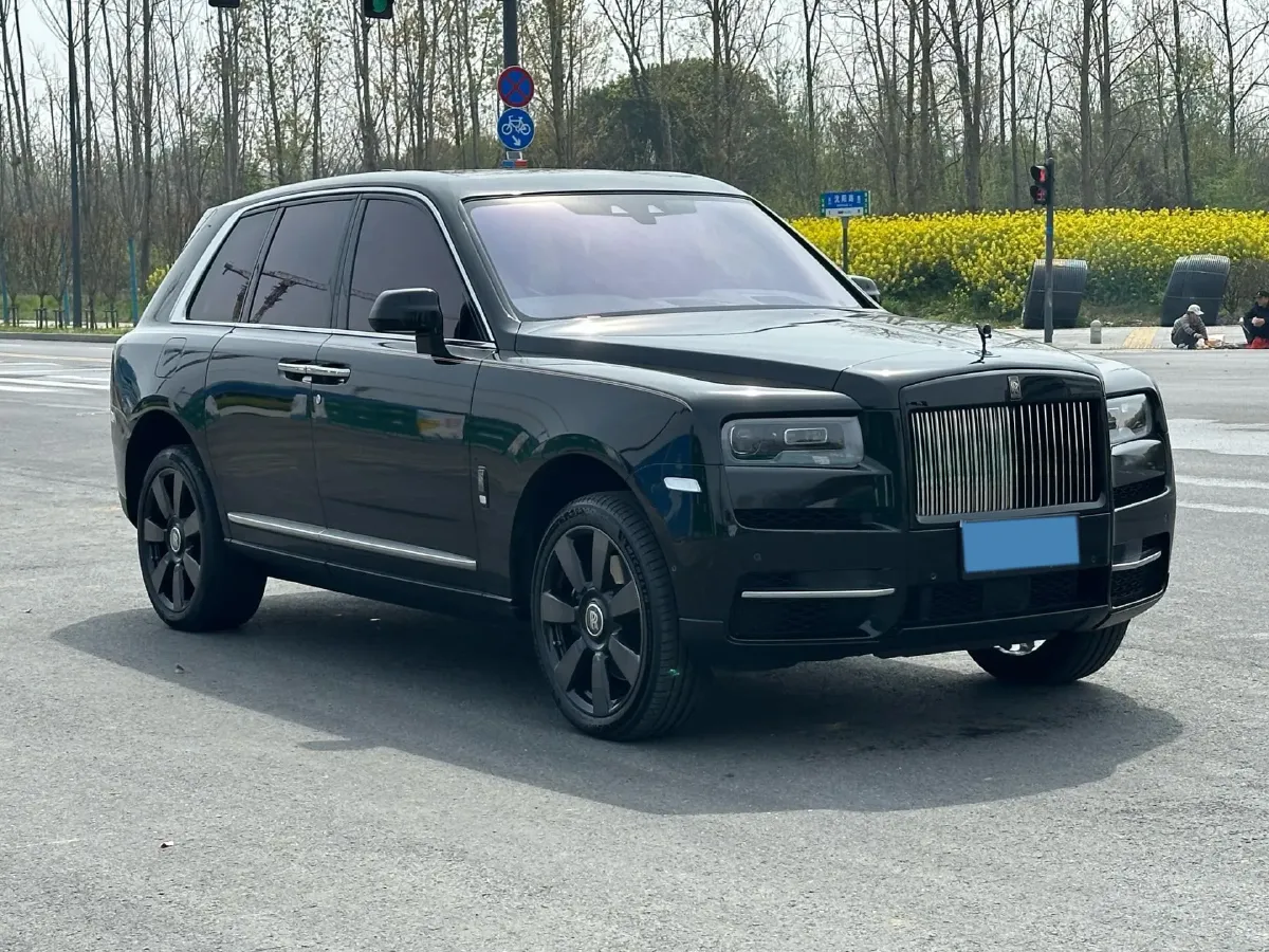2018 Rolls-Royce Cullinan 6.7T 571HP V12 8AT,autocango,china used car exporter,china ev exporter,chinese used car exporter,chinese used ev exporter