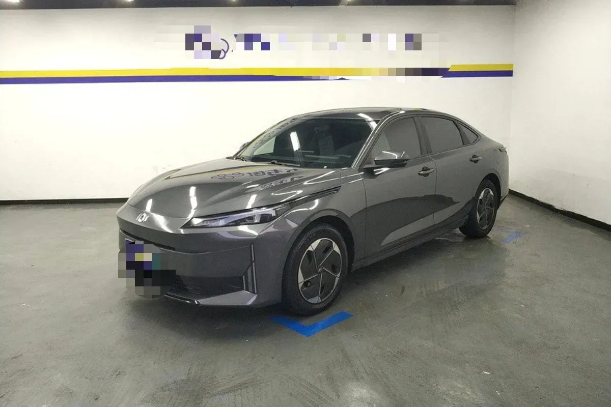 2025 ChangAn QiYuan A05 1.5L 98HP L4 E-CVT PHEV 18.4KWH,autocango,china used car exporter,china ev exporter,chinese used car exporter,chinese used ev exporter