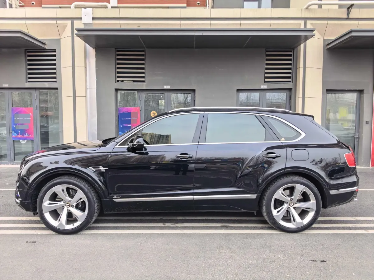 2019 Bentley Bentayga 3.0T 340HP V6 8AT PHEV 17.3KWH,autocango,china used car exporter,china ev exporter,chinese used car exporter,chinese used ev exporter