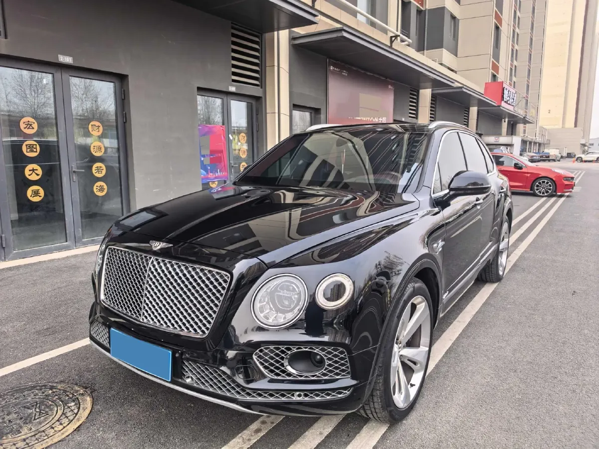 2019 Bentley Bentayga 3.0T 340HP V6 8AT PHEV 17.3KWH,autocango,china used car exporter,china ev exporter,chinese used car exporter,chinese used ev exporter