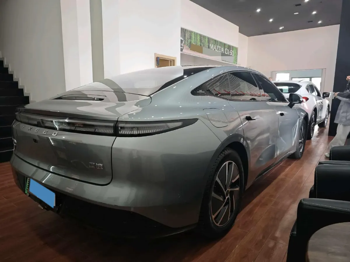 2025 Exceed Sterra ES REEV 156HP REEV 34.7KWH,autocango,china used car exporter,china ev exporter,chinese used car exporter,chinese used ev exporter