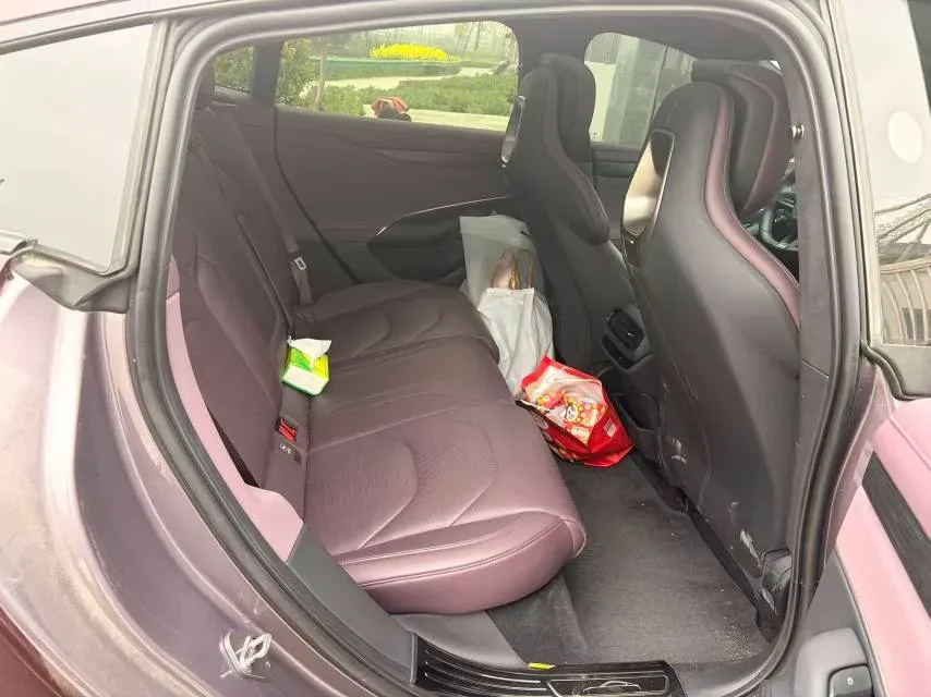 2024 MI SU7 BEV 101KWH,autocango,china used car exporter,china ev exporter,chinese used car exporter,chinese used ev exporter