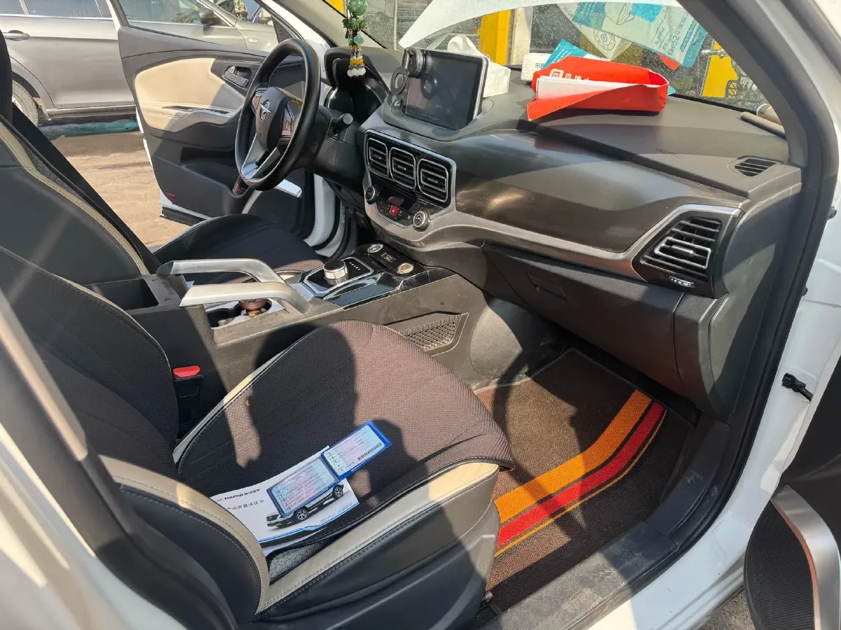2021 HaiMa 6P 1.2T 141HP L3 7DCT PHEV 17.7KWH,autocango,china used car exporter,china ev exporter,chinese used car exporter,chinese used ev exporter