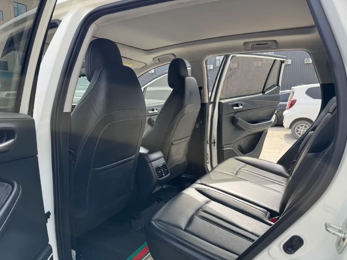 2021 GAC Trumpchi GS4 1.5T 169HP L4 6AT,autocango,china used car exporter,china ev exporter,chinese used car exporter,chinese used ev exporter