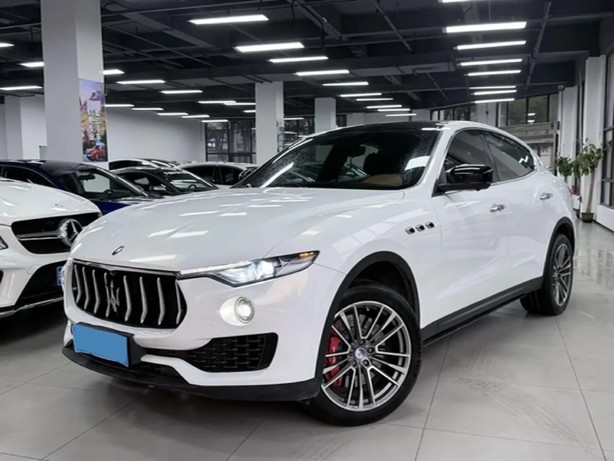 2018 Maserati Levante 3.0T 350HP V6 8AT,autocango,china used car exporter,china ev exporter,chinese used car exporter,chinese used ev exporter
