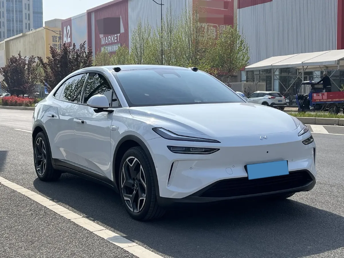 2024 ONVO L60 BEV 60KWH,autocango,china used car exporter,china ev exporter,chinese used car exporter,chinese used ev exporter