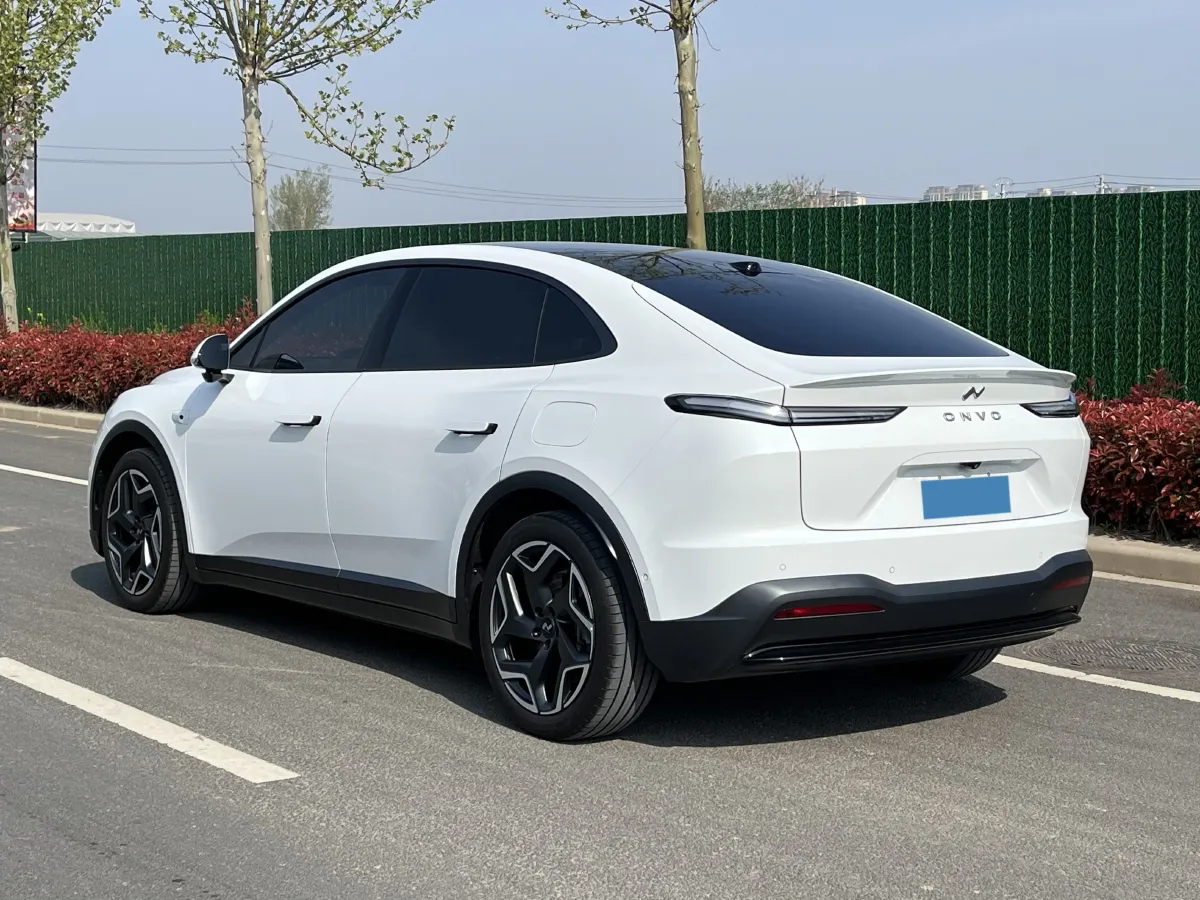 2024 ONVO L60 BEV 60KWH,autocango,china used car exporter,china ev exporter,chinese used car exporter,chinese used ev exporter