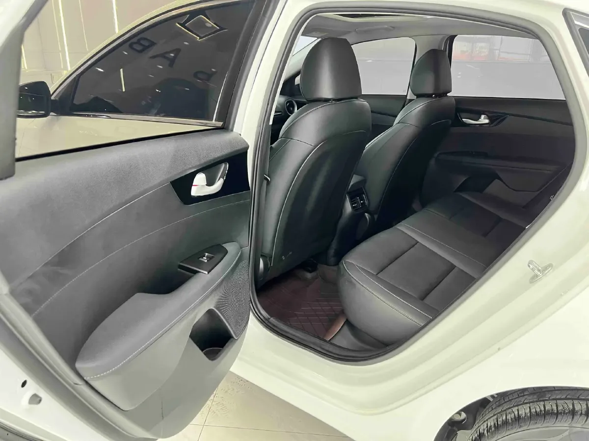 2021 Kia K3 1.5L 115HP L4 CVT,autocango,china used car exporter,china ev exporter,chinese used car exporter,chinese used ev exporter