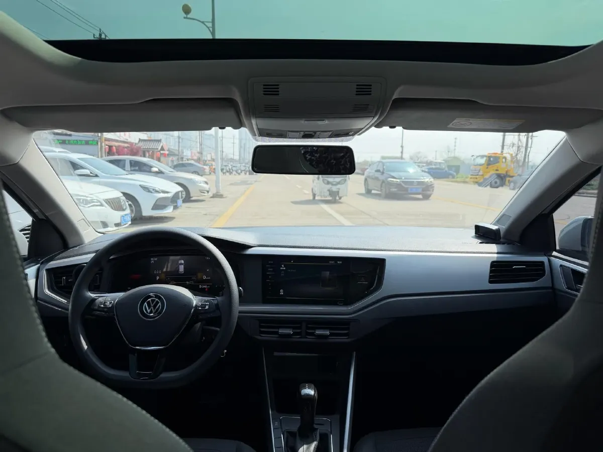 2023 Volkswagen Polo 1.5L 113HP L4 6AT,autocango,china used car exporter,china ev exporter,chinese used car exporter,chinese used ev exporter