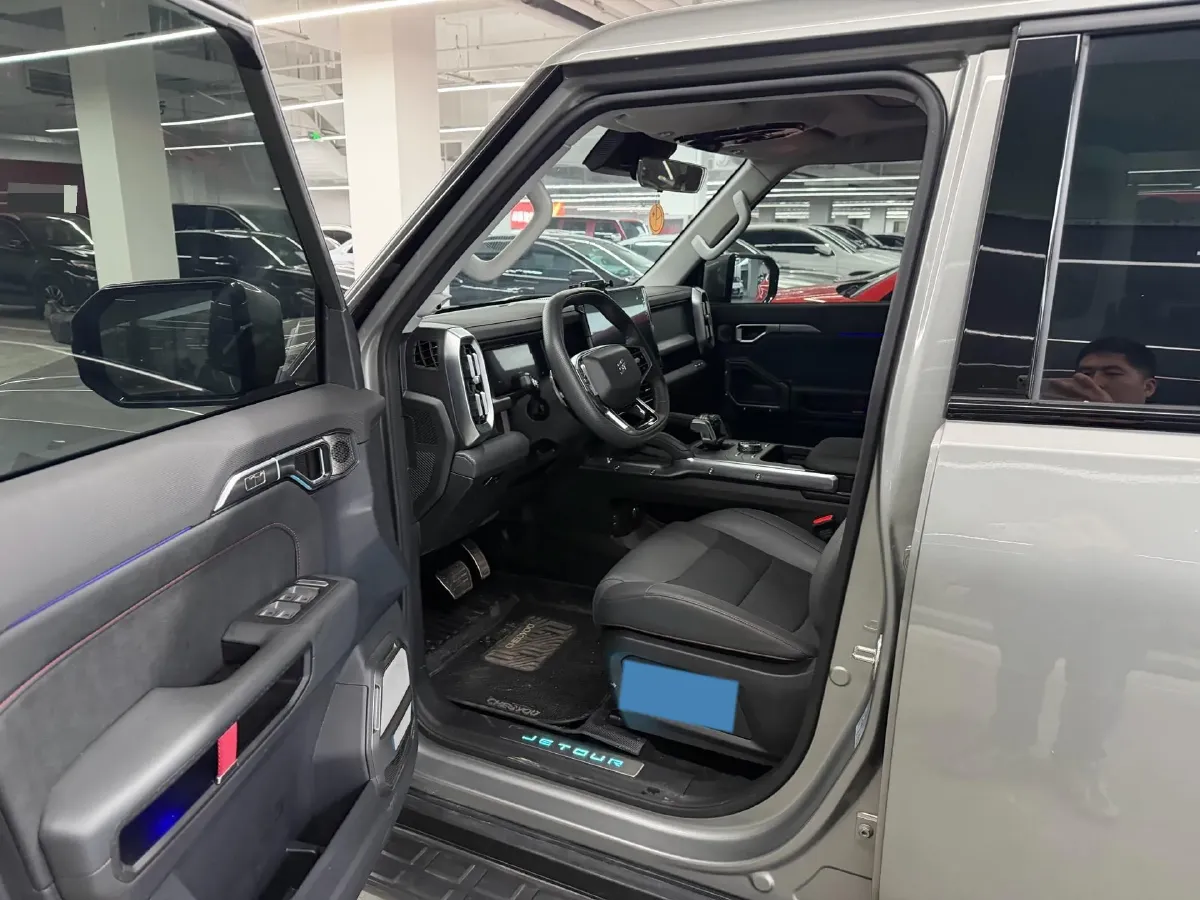 2023 Jetour Traveller 2.0T 254HP L4 8AT,autocango,china used car exporter,china ev exporter,chinese used car exporter,chinese used ev exporter