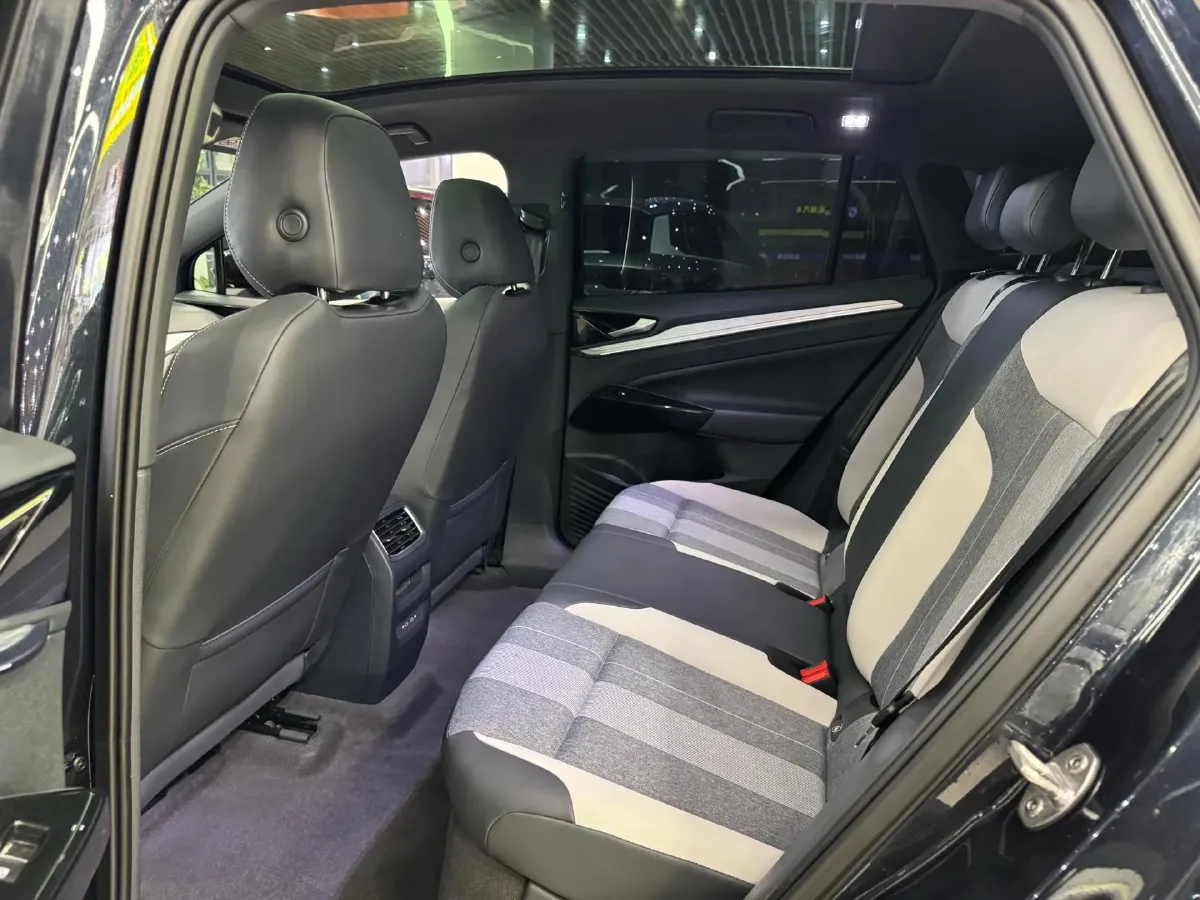 2024 Volkswagen ID.4 Crozz BEV 55.7KWH,autocango,china used car exporter,china ev exporter,chinese used car exporter,chinese used ev exporter