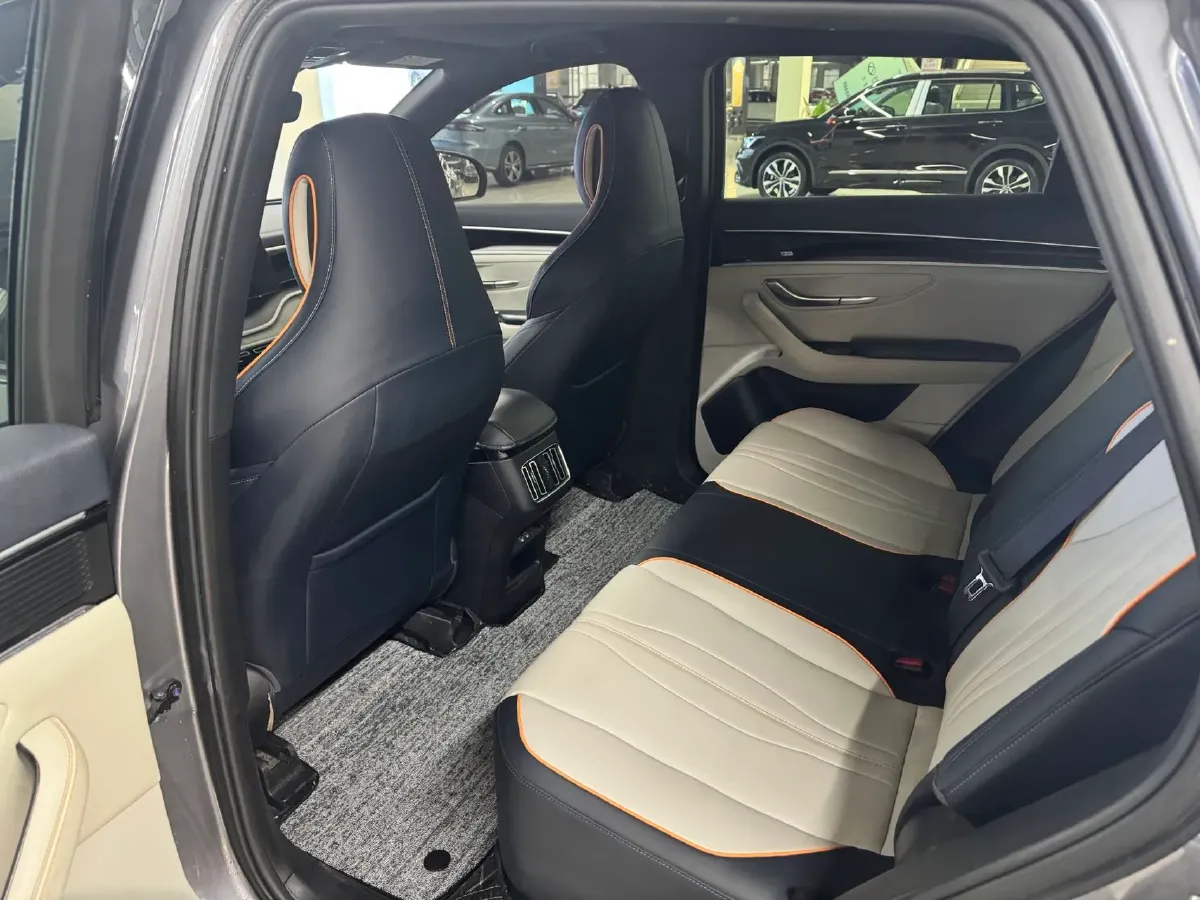 2021 Geely JiaJi 1.5T 177HP L3 7DCT PHEV 11.3KWH,autocango,china used car exporter,china ev exporter,chinese used car exporter,chinese used ev exporter