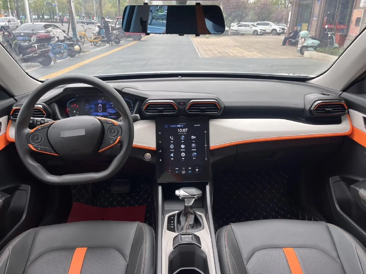 2023 DongFeng Aeolus YiXuan 1.5L 125HP L4 6DCT,autocango,china used car exporter,china ev exporter,chinese used car exporter,chinese used ev exporter