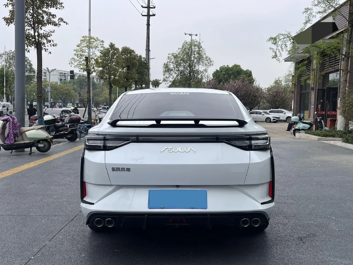 2023 DongFeng Aeolus YiXuan 1.5L 125HP L4 6DCT,autocango,china used car exporter,china ev exporter,chinese used car exporter,chinese used ev exporter