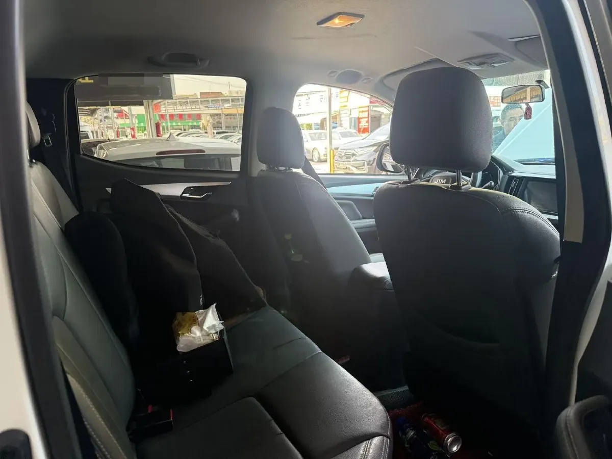 2025 Isuzu RE-MAX Jim 2.4L 158HP L4 5MT,autocango,china used car exporter,china ev exporter,chinese used car exporter,chinese used ev exporter