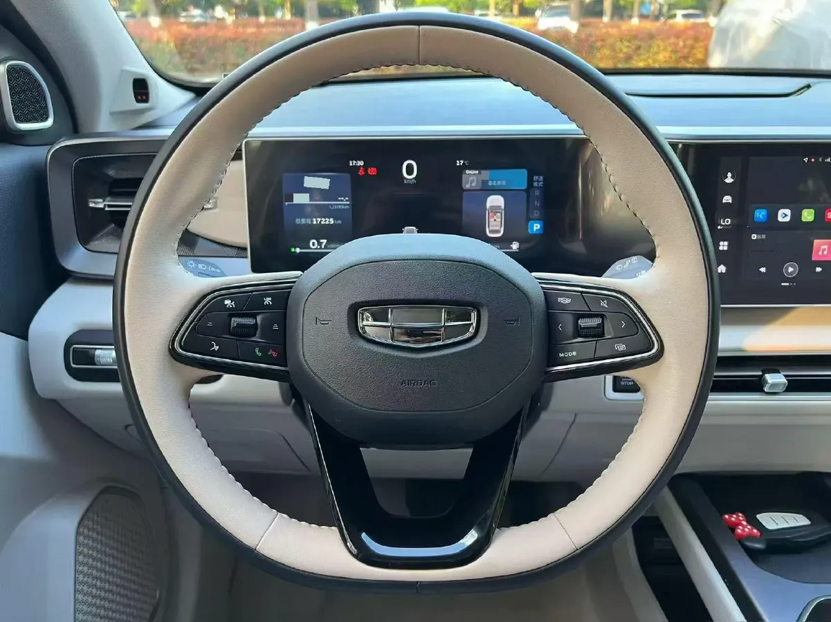 2023 Geely ICON 1.5T 181HP L4 7DCT,autocango,china used car exporter,china ev exporter,chinese used car exporter,chinese used ev exporter