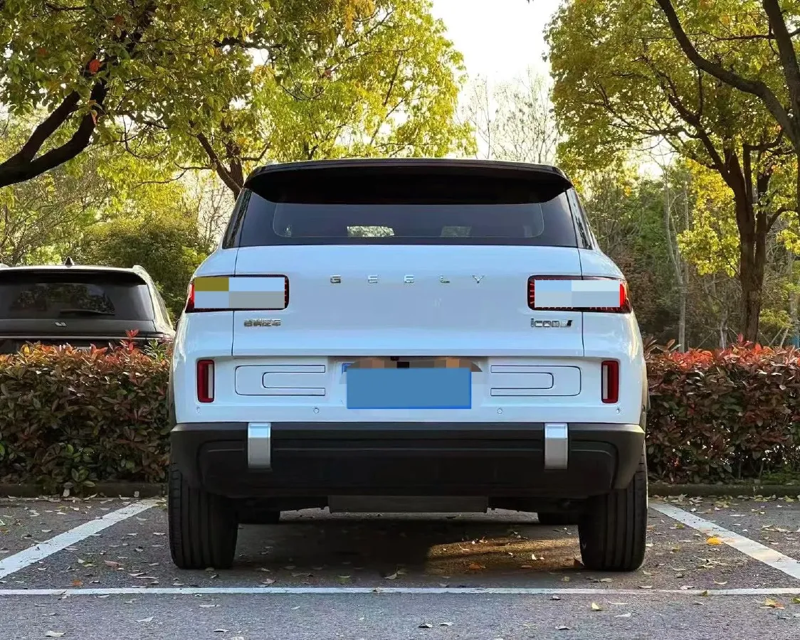 2023 Geely ICON 1.5T 181HP L4 7DCT,autocango,china used car exporter,china ev exporter,chinese used car exporter,chinese used ev exporter