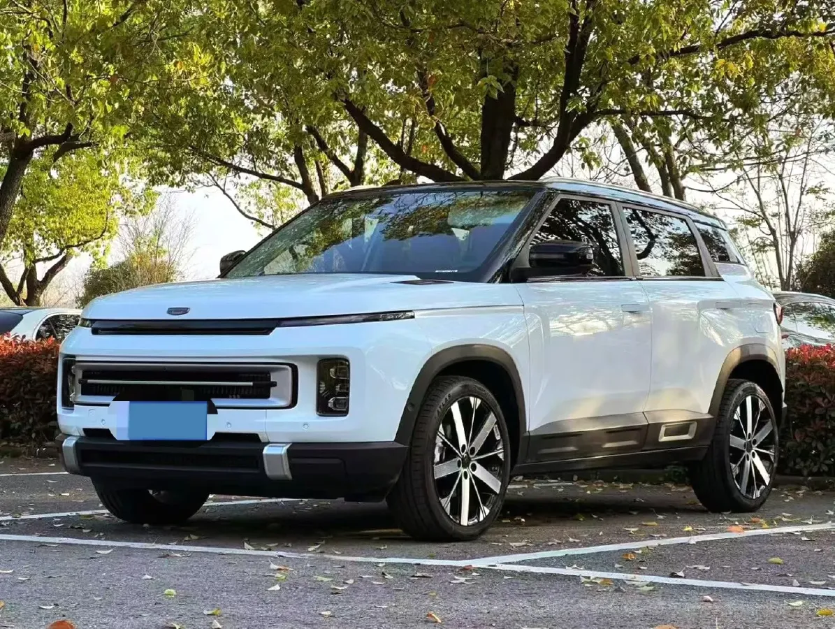 2023 Geely ICON 1.5T 181HP L4 7DCT,autocango,china used car exporter,china ev exporter,chinese used car exporter,chinese used ev exporter