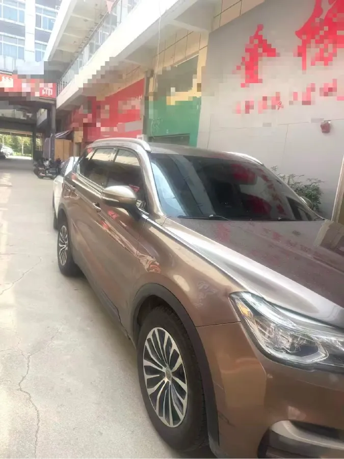 2018 Brilliance Auto V6 1.5T 150HP L4 7DCT,autocango,china used car exporter,china ev exporter,chinese used car exporter,chinese used ev exporter