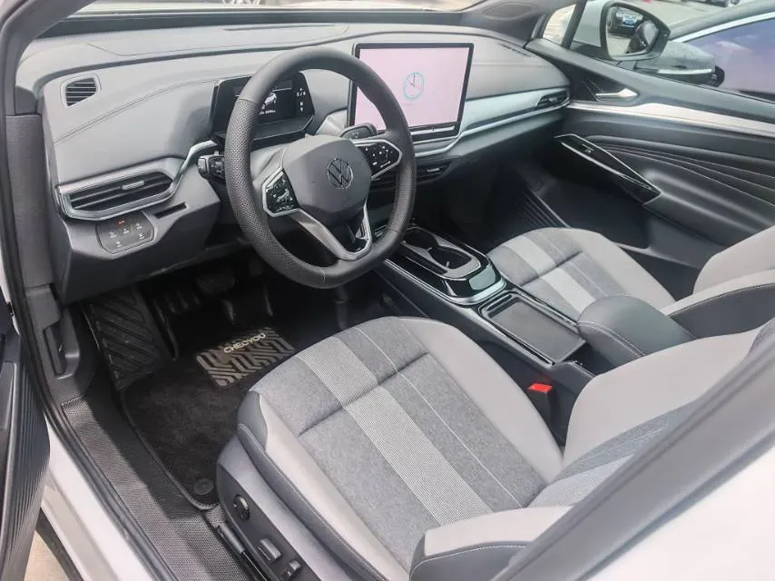 2025 Skoda Superb 2.0T 186HP L4 7DCT,autocango,china used car exporter,china ev exporter,chinese used car exporter,chinese used ev exporter