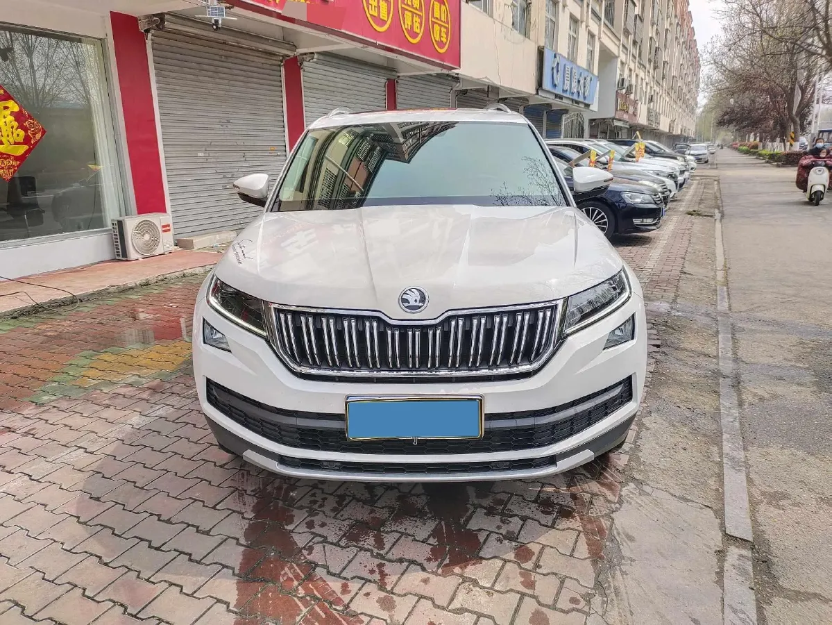 2020 Skoda Kodiak 2.0T 186HP L4 7DCT,autocango,china used car exporter,china ev exporter,chinese used car exporter,chinese used ev exporter