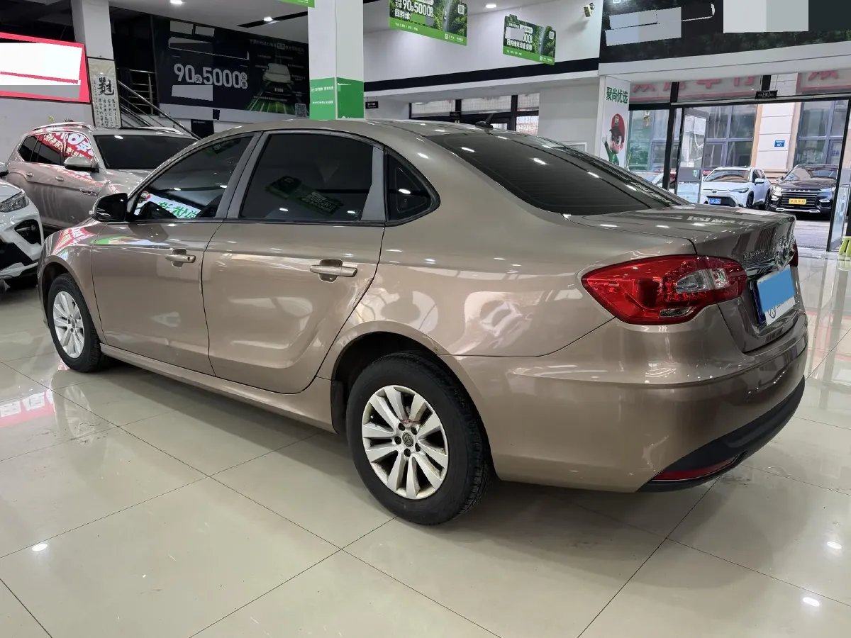 2017 Brilliance Auto H530 1.6L 118HP L4 5AT,autocango,china used car exporter,china ev exporter,chinese used car exporter,chinese used ev exporter