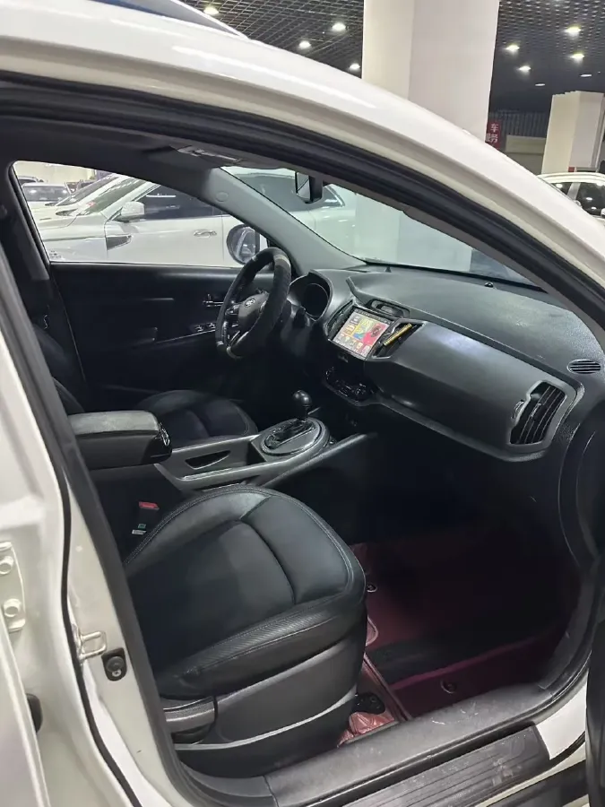 2016 Kia Sportage R 2.0L 165HP L4 6AT,autocango,china used car exporter,china ev exporter,chinese used car exporter,chinese used ev exporter