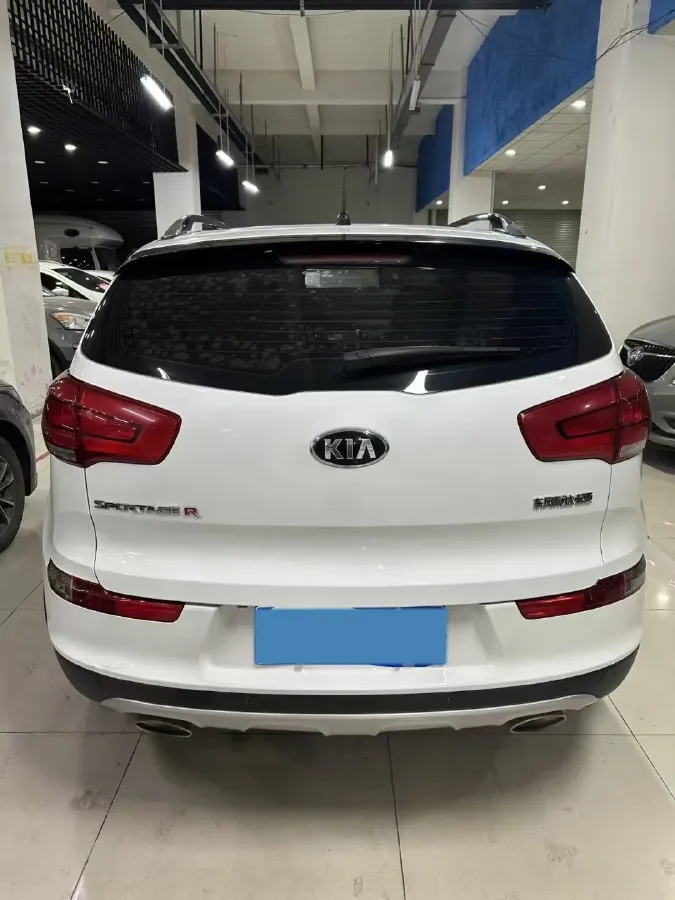 2016 Kia Sportage R 2.0L 165HP L4 6AT,autocango,china used car exporter,china ev exporter,chinese used car exporter,chinese used ev exporter