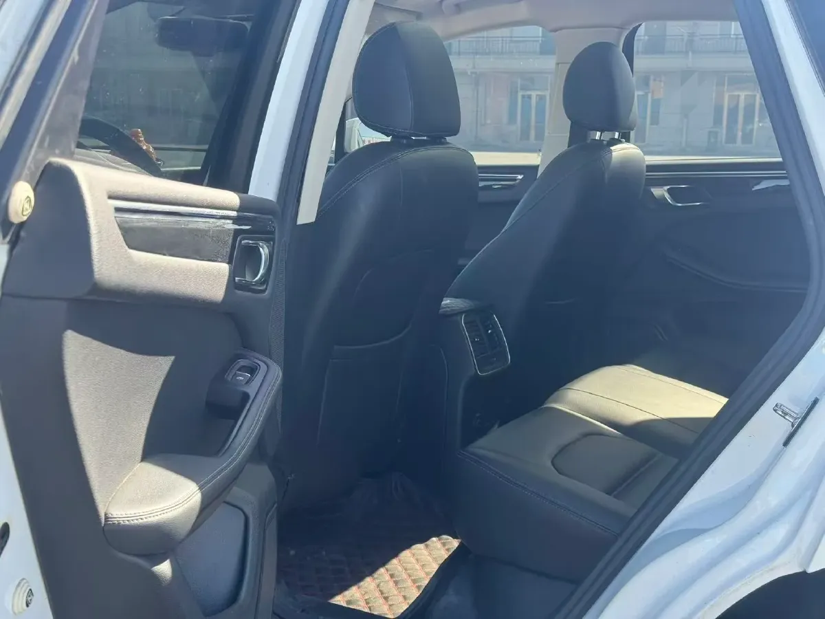 2017 Zotye SR9 2.0T 190HP L4 6DCT,autocango,china used car exporter,china ev exporter,chinese used car exporter,chinese used ev exporter