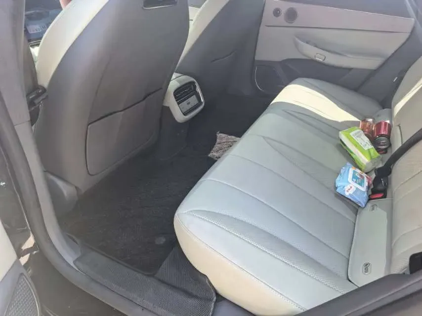 2025 Exceed Sterra ES REEV 156HP REEV 34.7KWH,autocango,china used car exporter,china ev exporter,chinese used car exporter,chinese used ev exporter