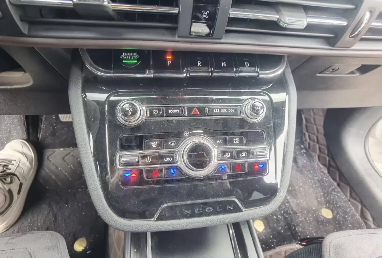 2020 Lincoln Corsair 2.0T 245HP L4 8AT,autocango,china used car exporter,china ev exporter,chinese used car exporter,chinese used ev exporter