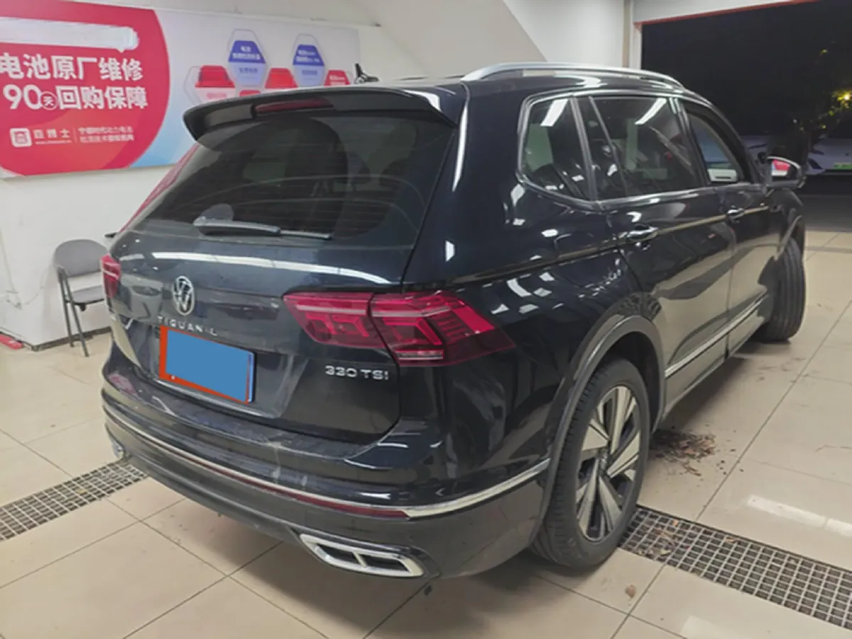 2023 Volkswagen Tiguan L 2.0T 186HP L4 7DCT,autocango,china used car exporter,china ev exporter,chinese used car exporter,chinese used ev exporter