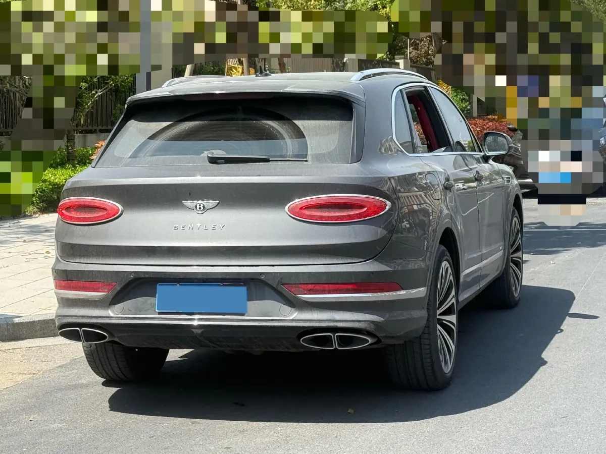 2022 Bentley Bentayga 4.0T 550HP V8 8AT,autocango,china used car exporter,china ev exporter,chinese used car exporter,chinese used ev exporter