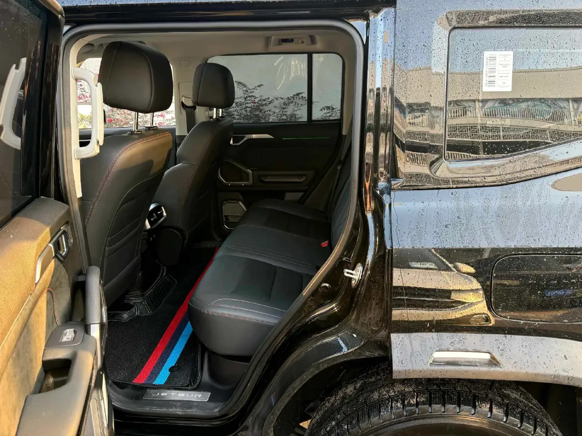 2024 Jetour ShanHai TravellerC-DM 1.5T 156HP L4 3DHT PHEV 26.7KWH,autocango,china used car exporter,china ev exporter,chinese used car exporter,chinese used ev exporter