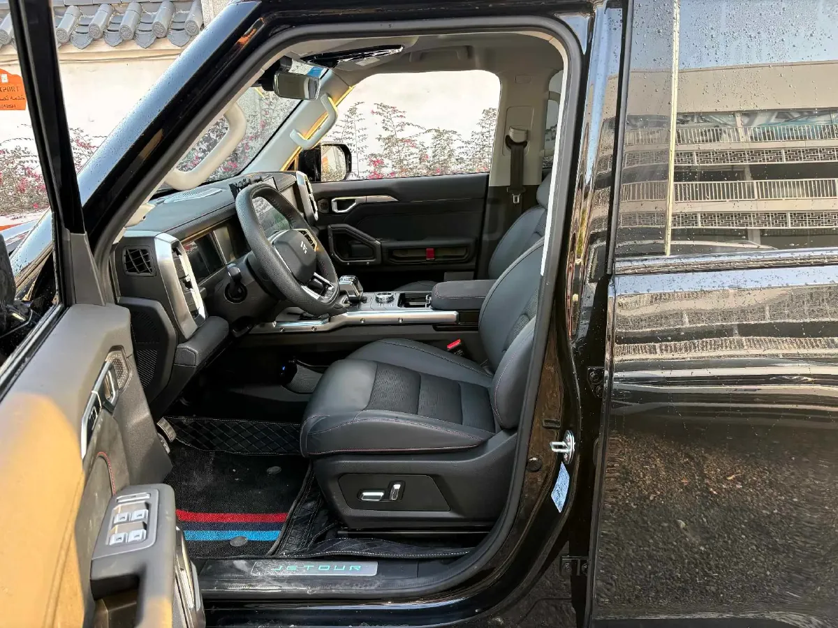 2024 Jetour ShanHai TravellerC-DM 1.5T 156HP L4 3DHT PHEV 26.7KWH,autocango,china used car exporter,china ev exporter,chinese used car exporter,chinese used ev exporter