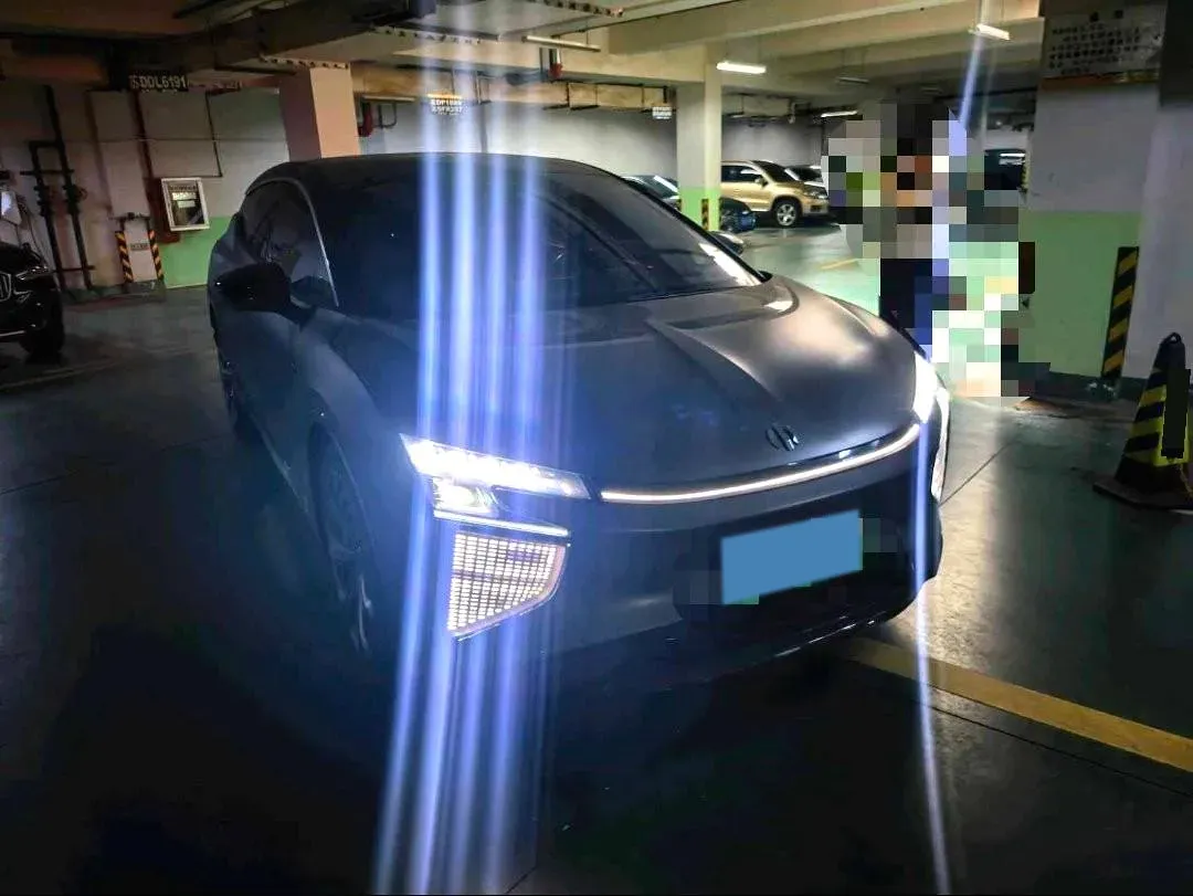 2021 HiPhi X BEV 97KWH,autocango,china used car exporter,china ev exporter,chinese used car exporter,chinese used ev exporter